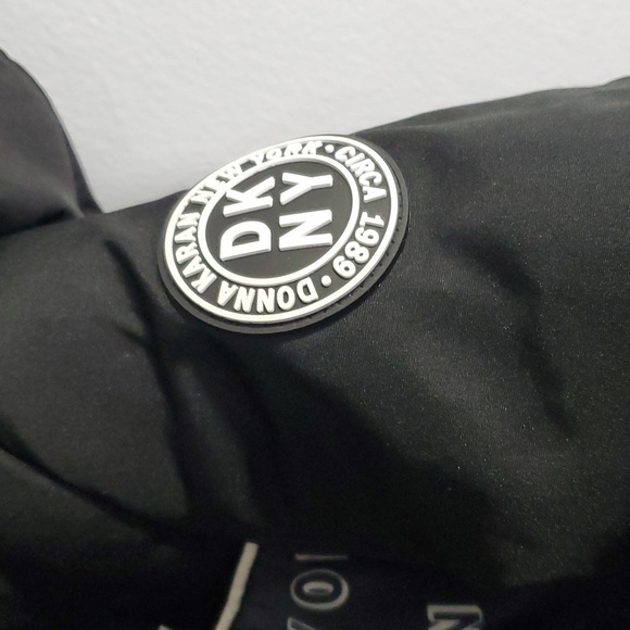 DKNY jacket boys 18T 18 months toddler black white puffer new york - Picture 7 of 15